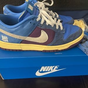 Dunk Low Undefeated Size 10